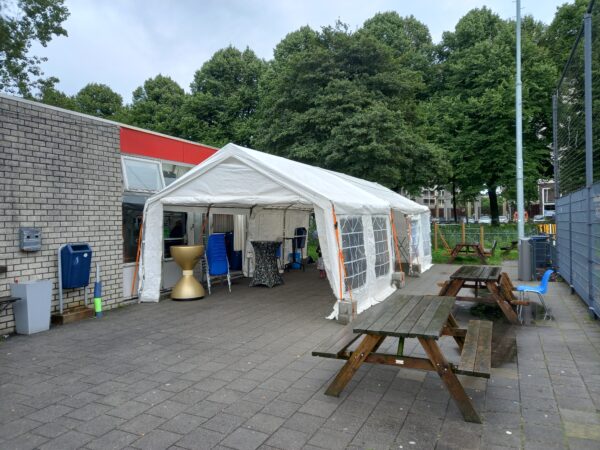 Partytent 5x8m wit (incl. op- en afbouw)