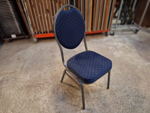 Stackchair / stapelstoel blauw