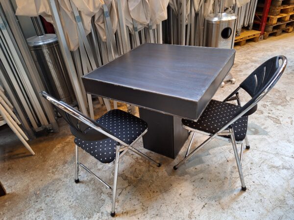 Vierkante tafel 80x80cm (4 personen)